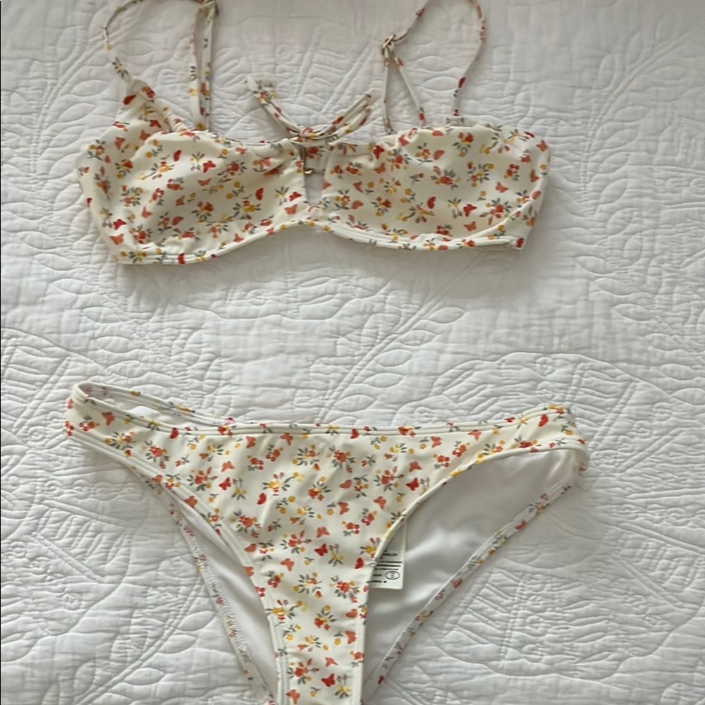 Hollister Cream White Floral Bikini Set